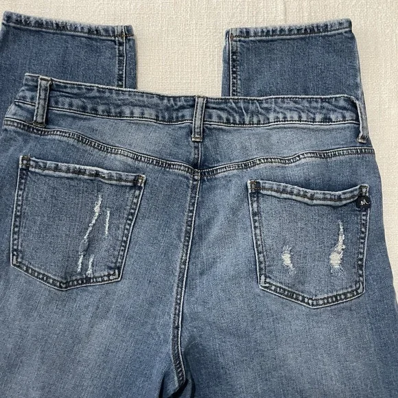 M Jeans by Maurices Womens Jeans Blue Distressed Size 14 Regular Mid Rise - Picture 9 of 9